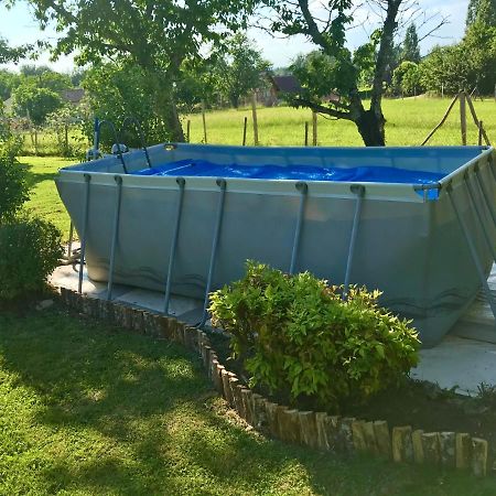 Les Petits Self Contained 2 Bedroom Apartment Molieres (Dordogne) Eksteriør billede