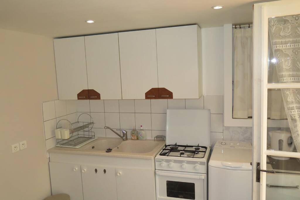 Les Petits Self Contained 2 Bedroom Apartment Molieres (Dordogne) Eksteriør billede